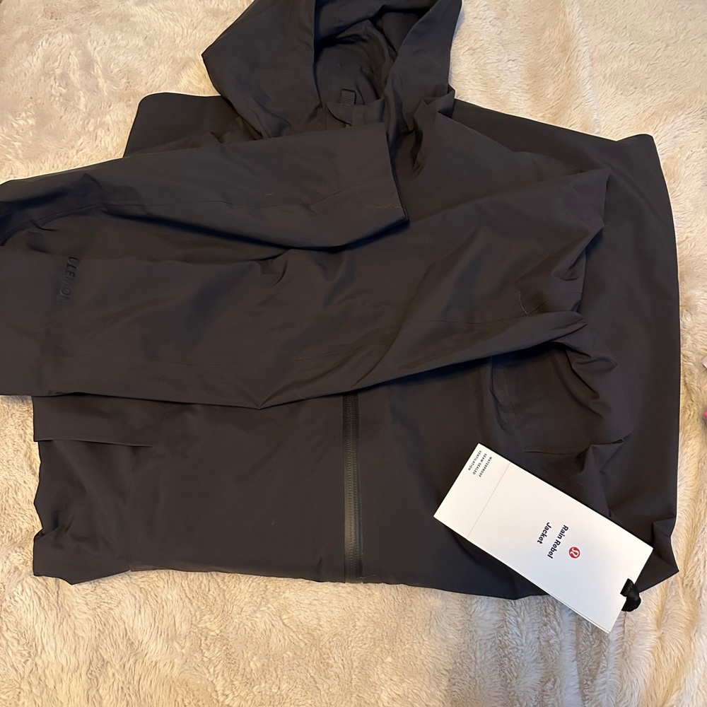Lululemon Rain Rebel Jacket